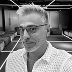 Imagem de EDMAR BULLA é referência em inovação, comportamento e design de futuros no Brasil.
